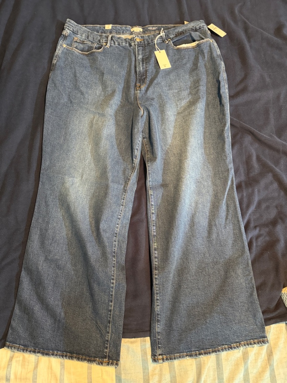 Good American Good Skate Jeans